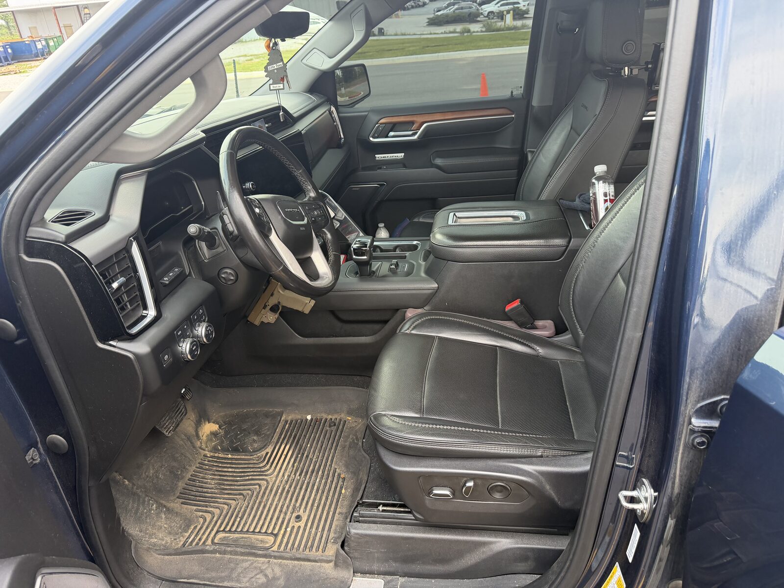 GMC Denali before detailing